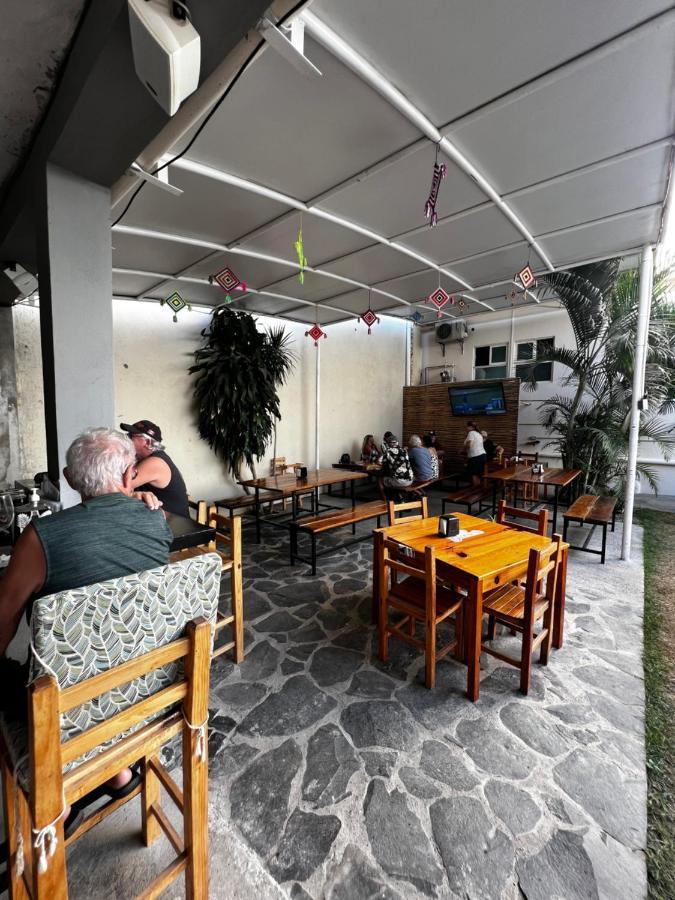 Hostal Bucerías Exterior foto